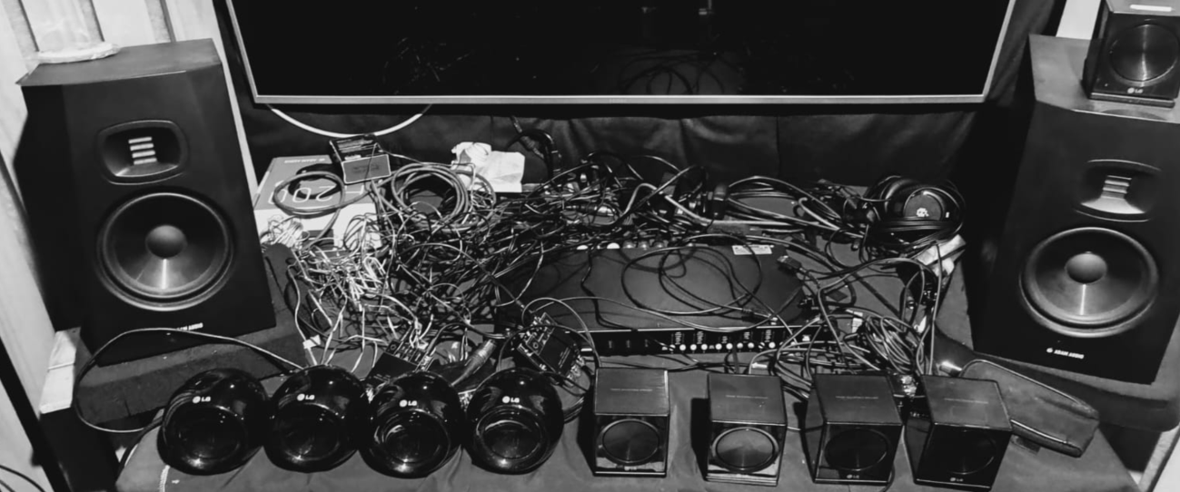 A mess with cables